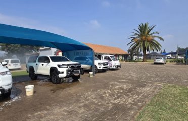 Hands on Sparkle Car Wash