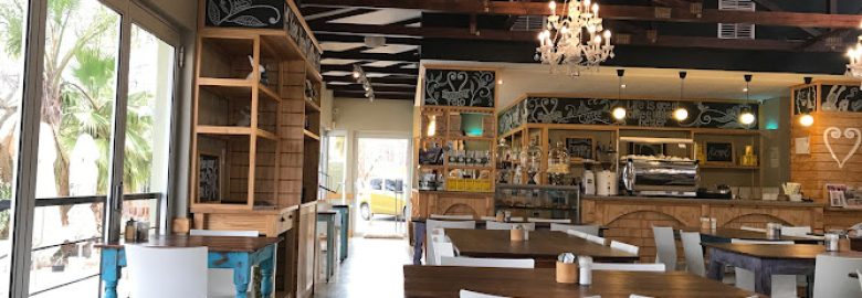 Vovo Telo Bakery & Café